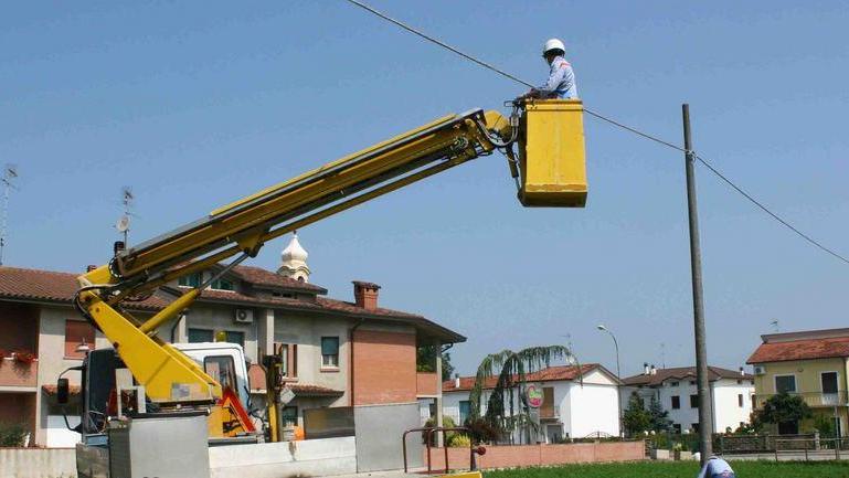 Enel, lavori su 4 chilometri di linee