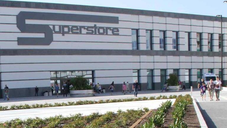 L'Esselunga di Prato inaugurata a luglio: il suo look sarà riproposto nel superstore di Livorno