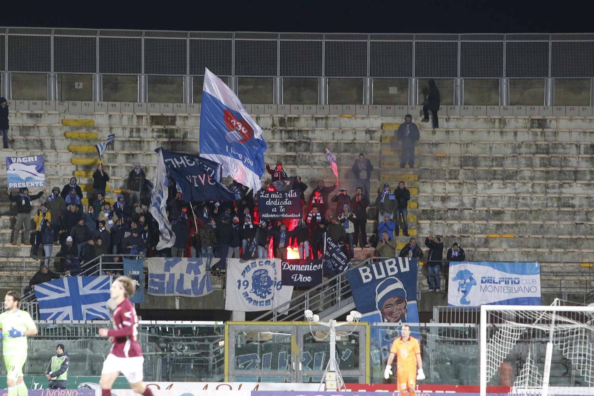 I tifosi del Pescara al Picchi 