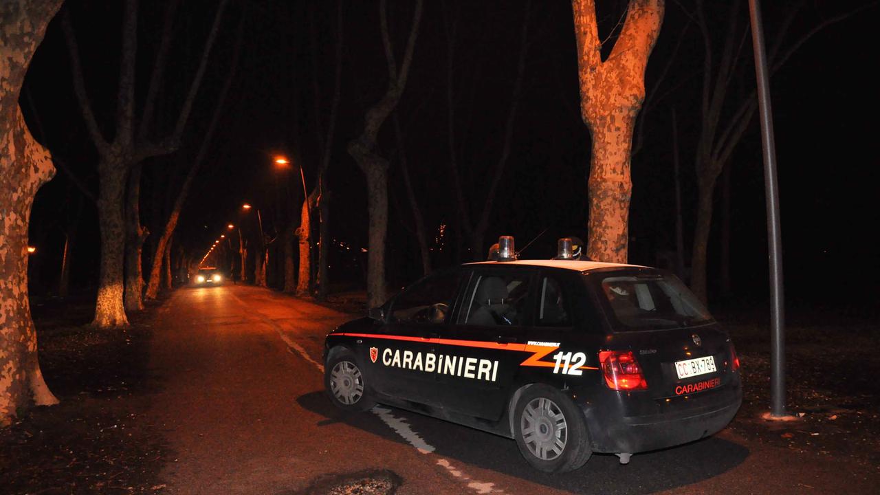 Una pattuglia dei carabinieri (archivio)