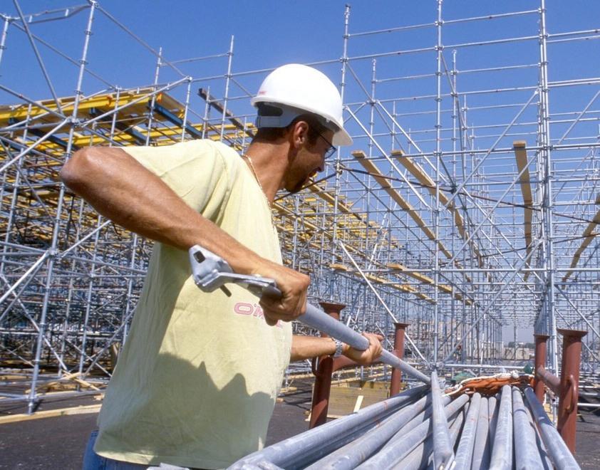 Edilizia sempre più a picco senza opere pubbliche 