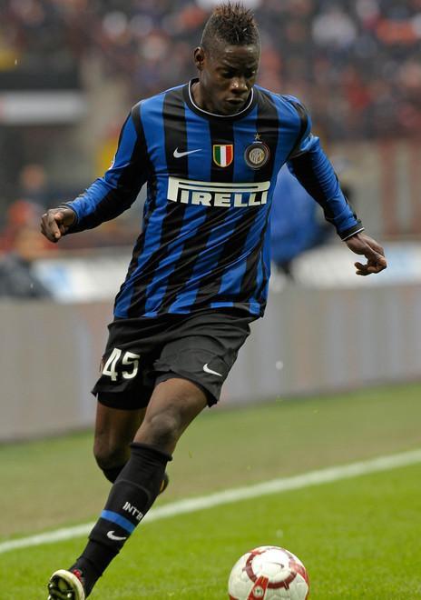 Balotelli può tornare l’Inter punta Januzaj Gabbiadini al Napoli 