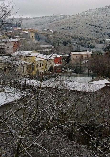 Cime imbiancate nell’isola 