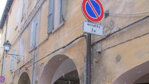 Accendono braciere in camera da letto Famiglia intossicata