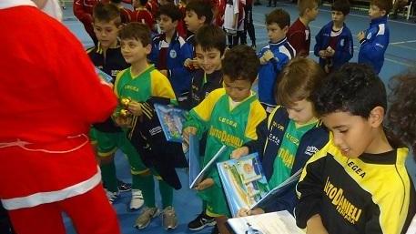 L’Acli si diverte fra festa della Scuola Calcio e Torneo di Natale