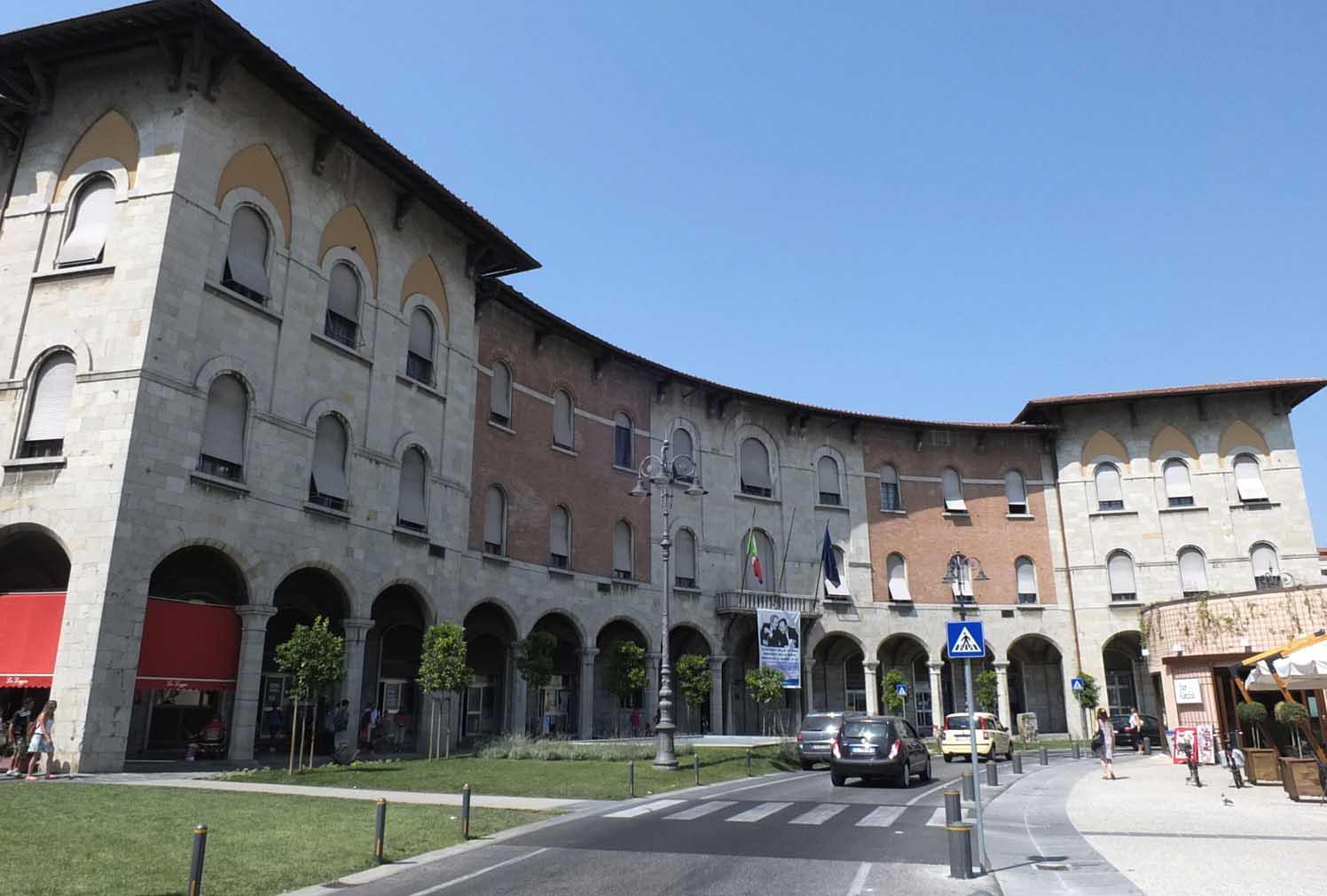 Il palazzo sede della Provincia
