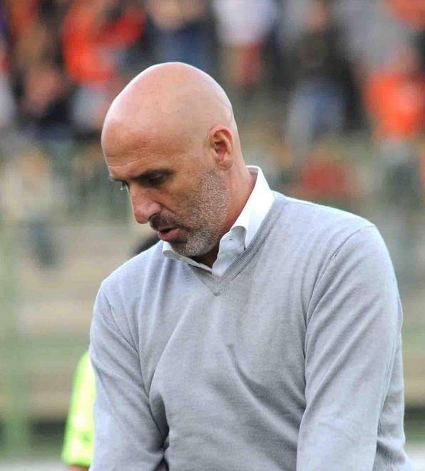 Filotto di sconfitte e l’allenatore del Prato è finito nel mirino