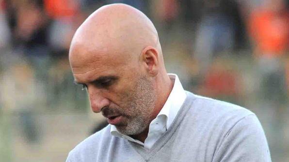 Filotto di sconfitte e l’allenatore del Prato è finito nel mirino