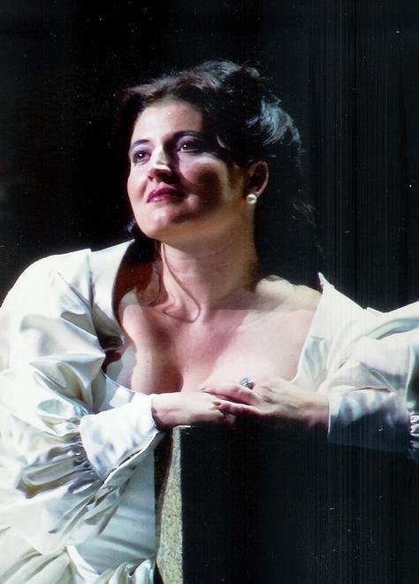 «Picchiata sulla nave» L’incubo del soprano