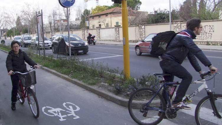 Piste ciclabili, arrivano 350.000 euro dalla Regione