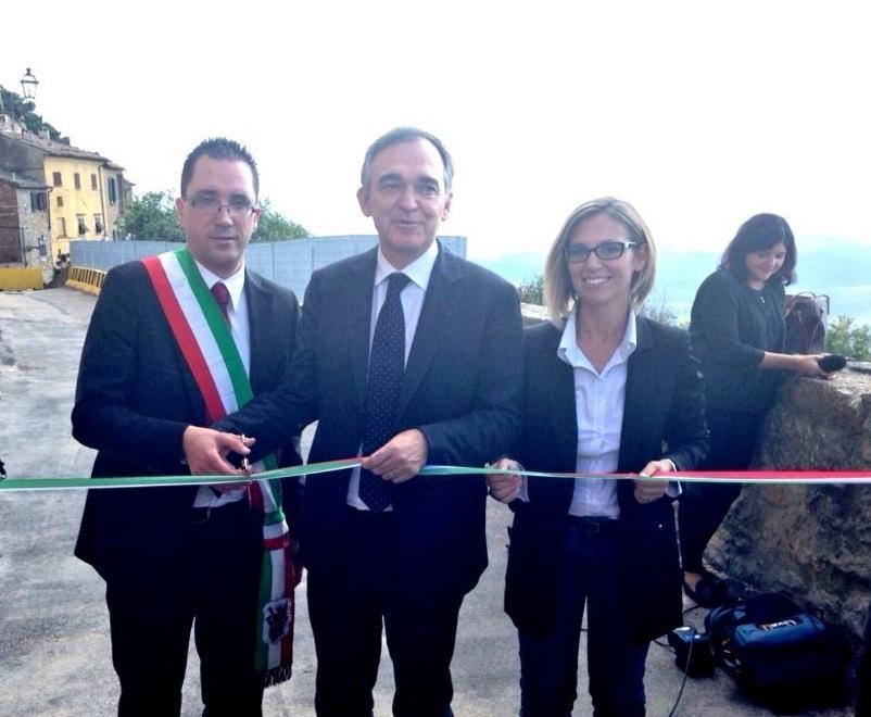 Obiettivi per il 2015: lavoro per i giovani, sanità e infrastrutture 