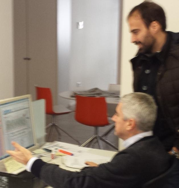 E il consulente di Renzi fa gli auguri