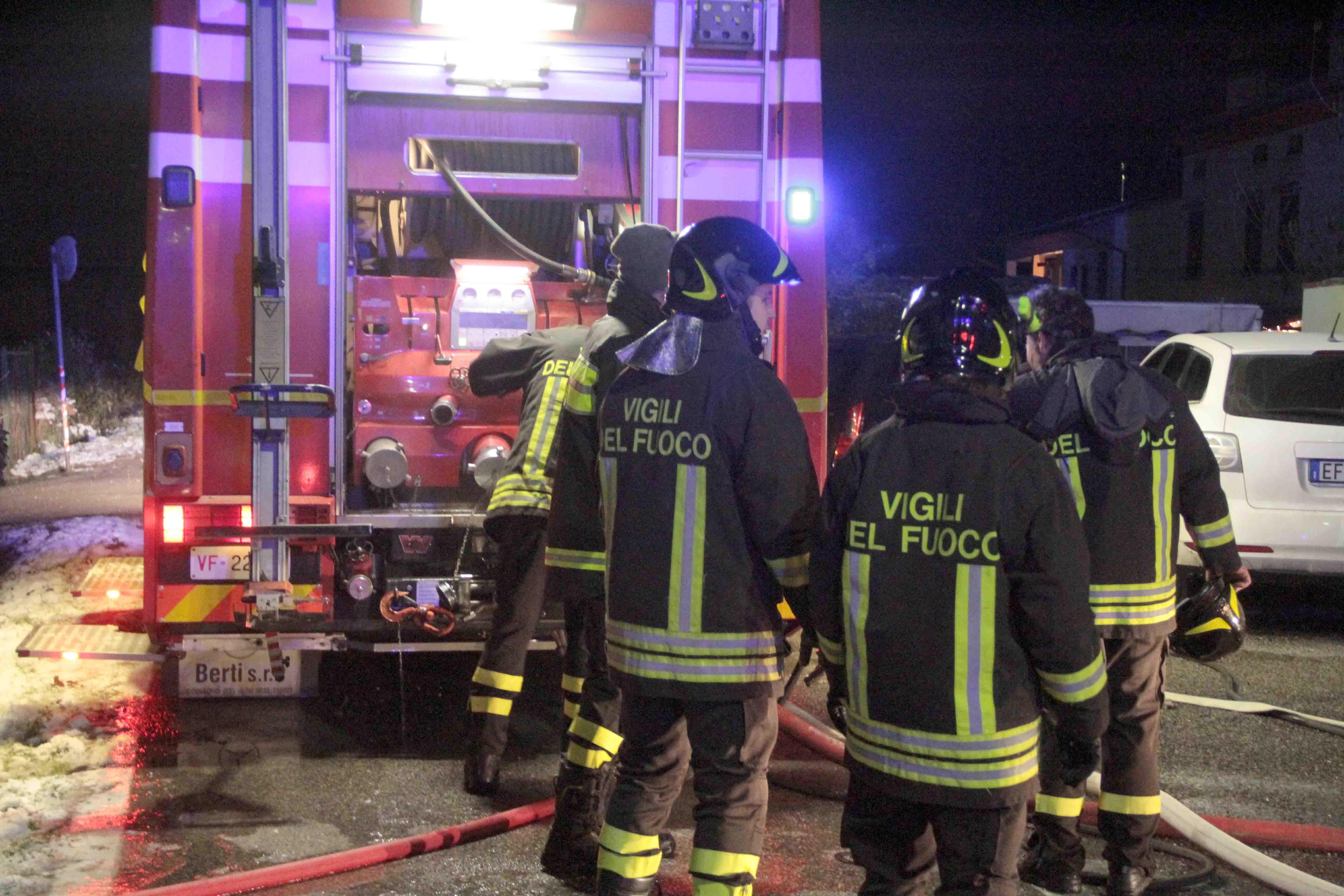 I vigili del fuoco in azione