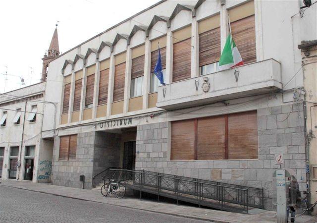 Il Municipio di Comacchio