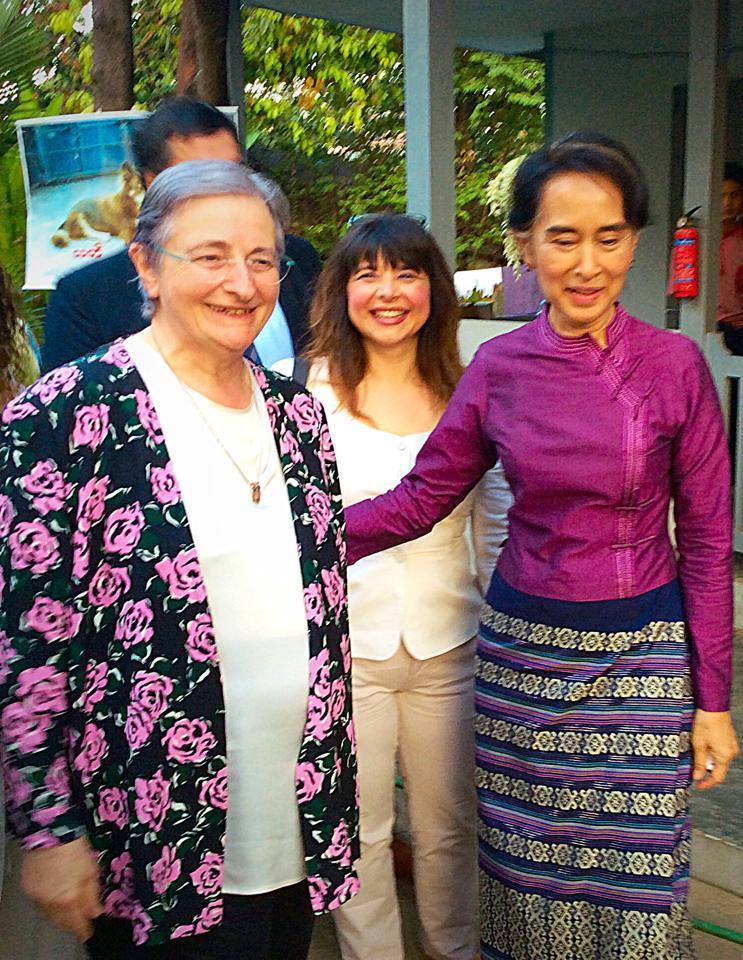 La consigliera regionale Roberta Mori ha incontrato Aun San Suu Kyi