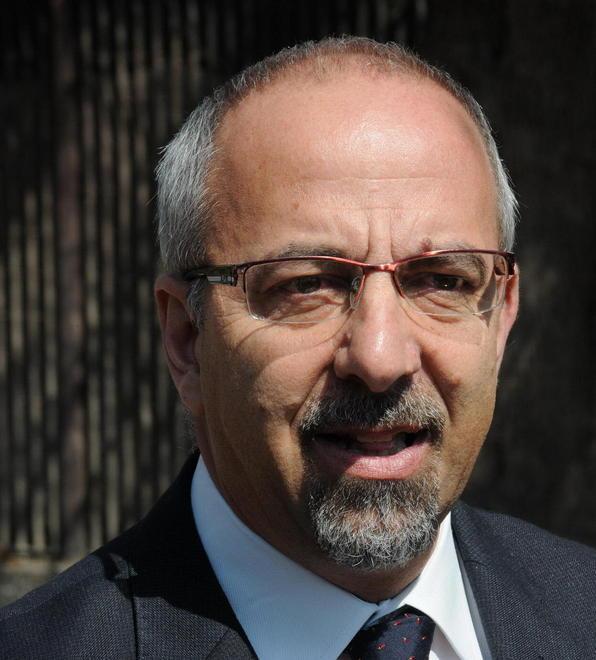 Le due poltrone perse dal dirigente Asl candidato sindaco