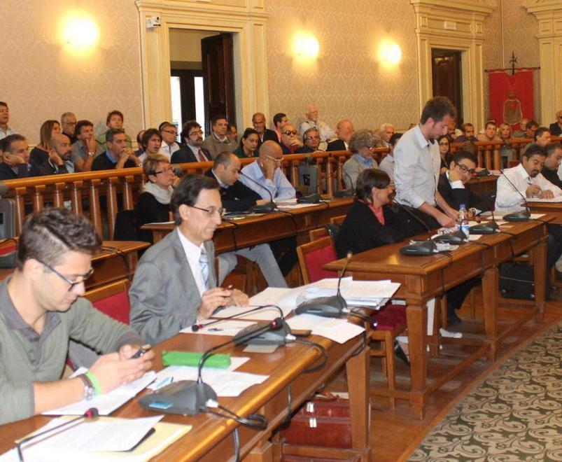Ecco le spese di Nogarin nei primi mesi da sindaco 