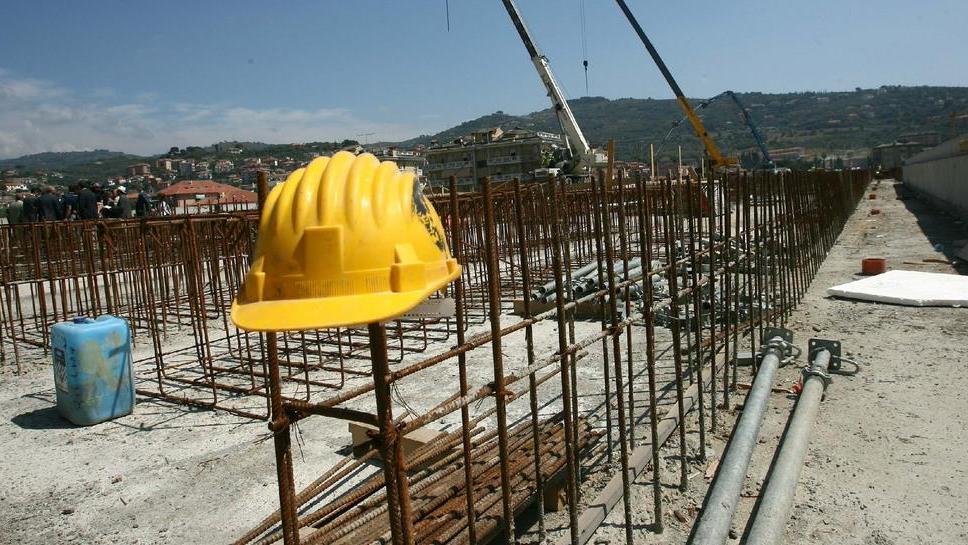 Pcl: piano regionale per fermare la crisi dell’edilizia