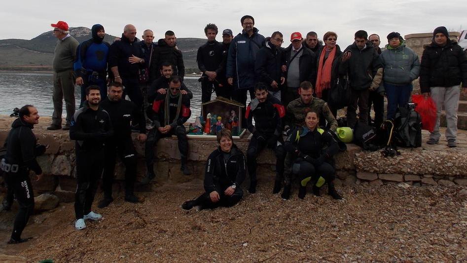 Il presepe subacqueo realizzato dai ragazzi della Gena