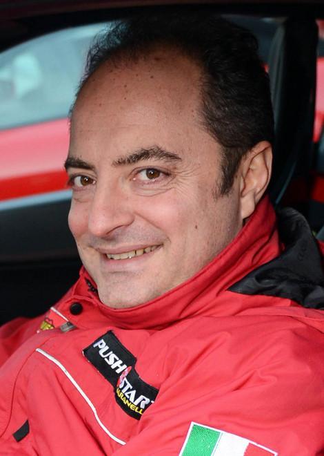 E per farsi un regalo si noleggia il bolide