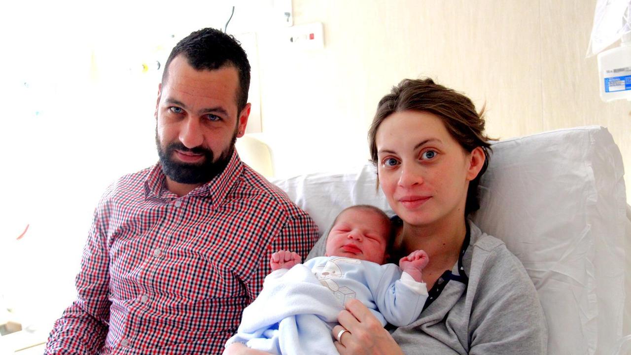 Elia Ceccanti con mamma Giulia e babbo Simone