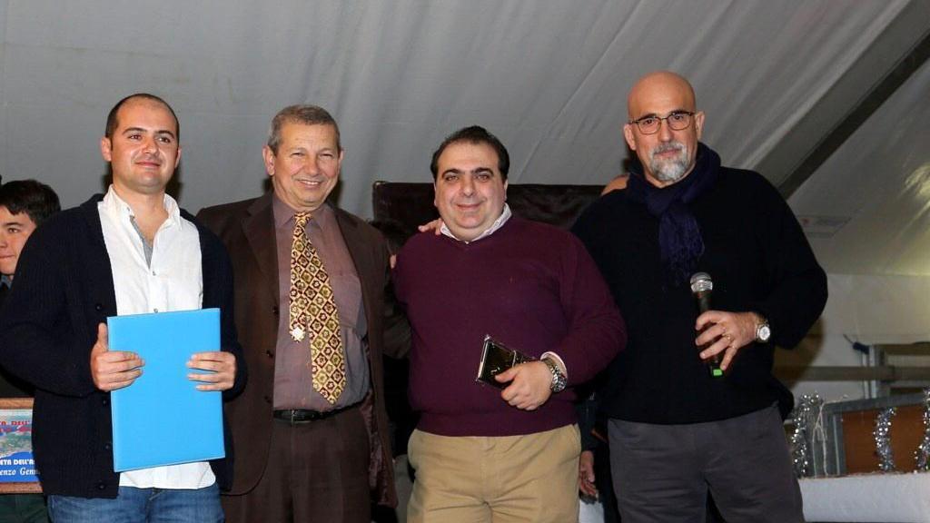 Da sinistra sono il presidente della Pro loco di Porto Ercole, Erasmo Quondam Vincenzo, il sindaco di Monte Argentario, Arturo Cerulli, il vice presidente della Pro loco Giancarlo Navoni e l'assessore allo sport di Monte Argentario, Fabrizio Arienti