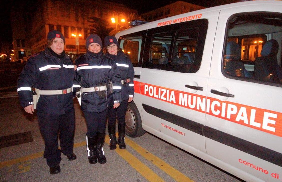 Vigili urbani in servizio nella notte di San Silvestro (Marzi Pentafoto)