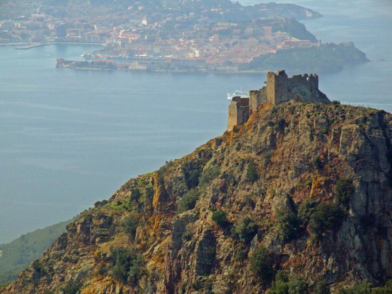 Il castello del Volterraio 