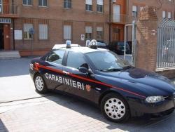 Rapina al Bar Centrale, aggredita la titolare