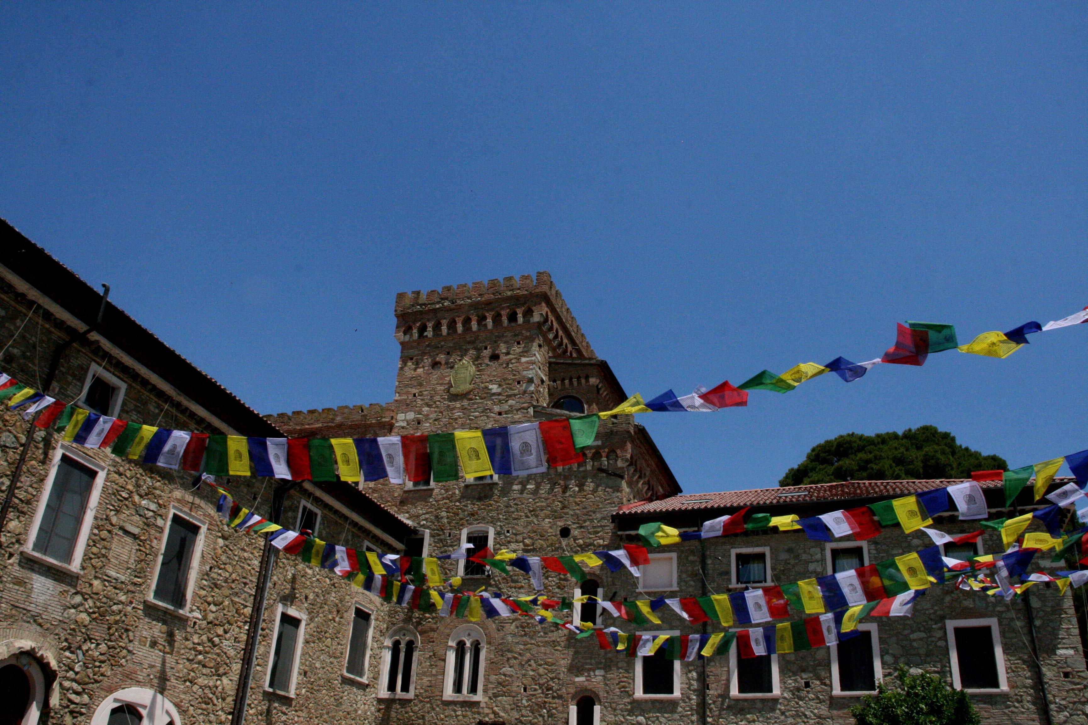 L'Istituto Lama Tzong Khapa di Pomaia 