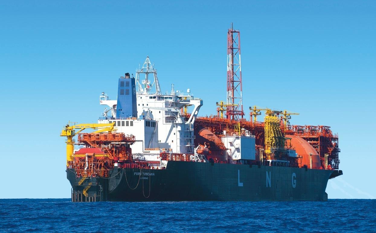 A bordo dell'offshore sono stati caricati il primo gennaio centomila metri cubi di gas naturale liquefatto