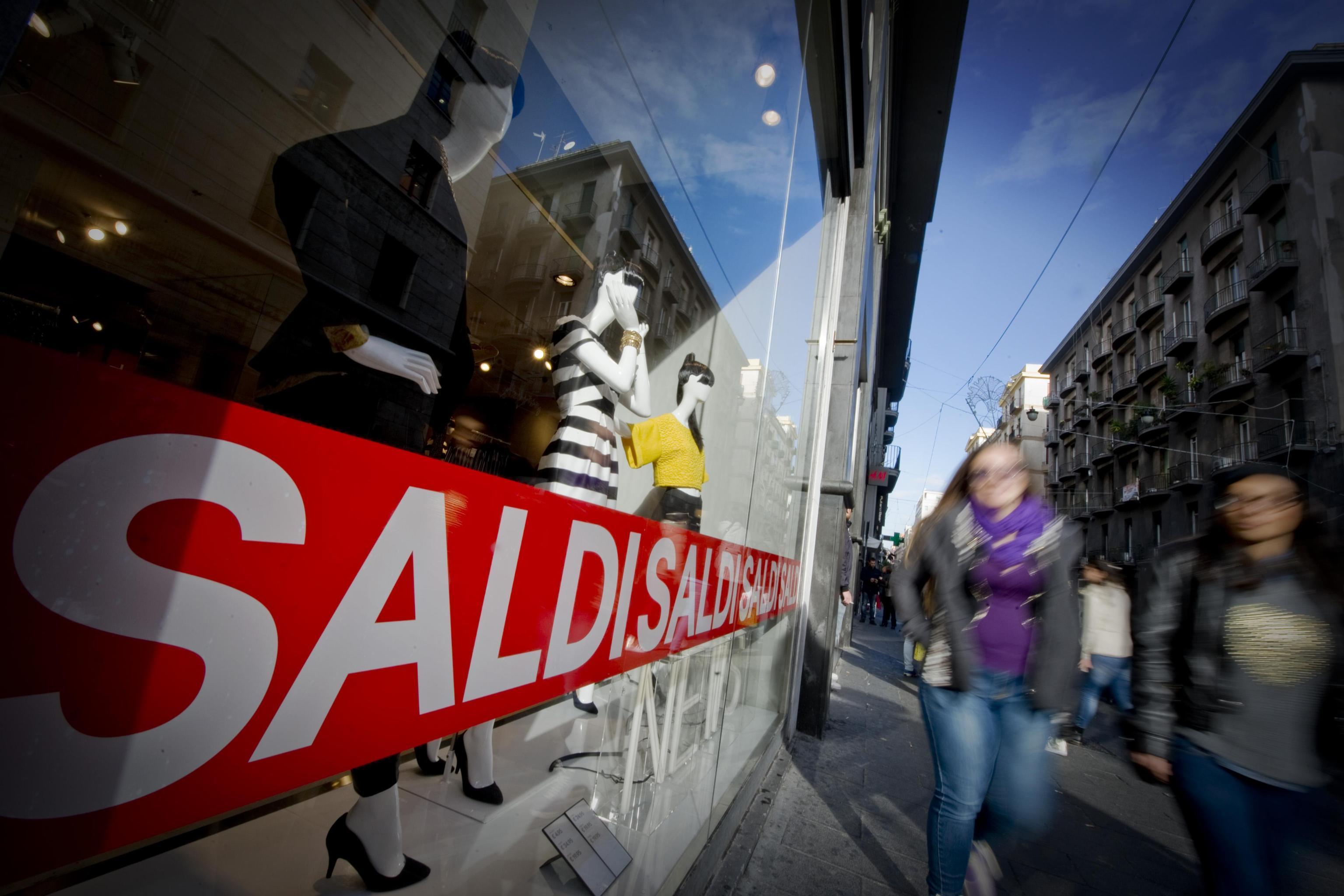 L'inizio dei saldi è stato anticipato a sabato 3 gennaio