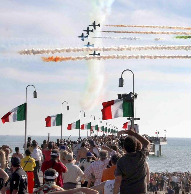 L’anno del Centenario scandito da cerimonie imprese e divieti 