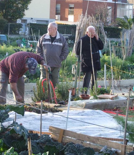 Il vescovo: smettetela con i litigi ora la città deve fare quadrato 