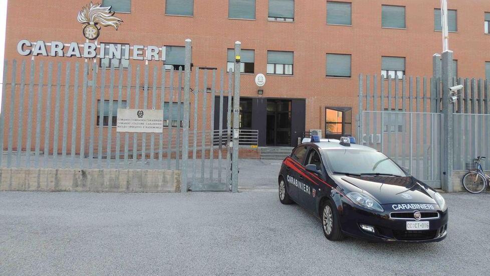 Non si ferma all’alt dei carabinieri