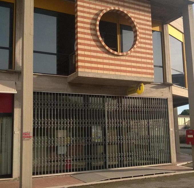 File e proteste all’ufficio postale 