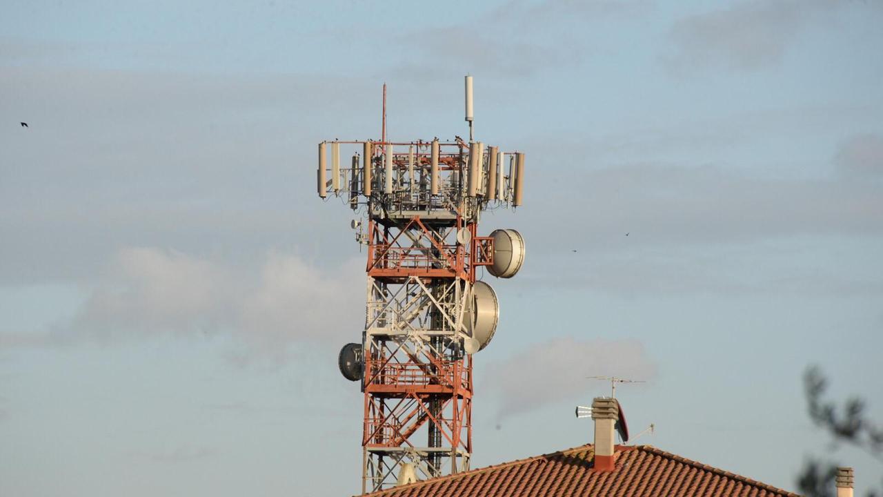 Antenne della telefonia mobile (foto di repertorio)