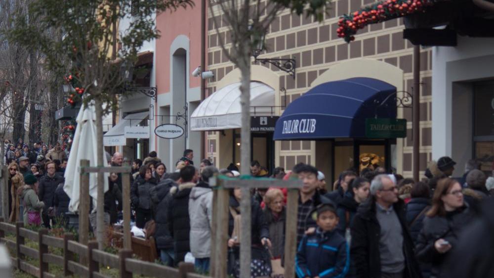 Saldi al via: il racconto di una giornata all'outlet di Barberino del Mugello