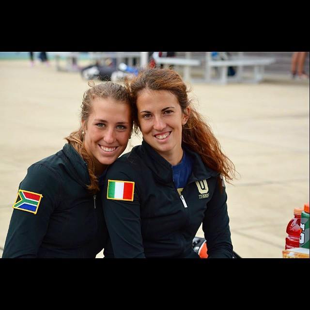 Carlotta Nassi (a destra) negli Usa con la compagna di doppio, una sudafricana
