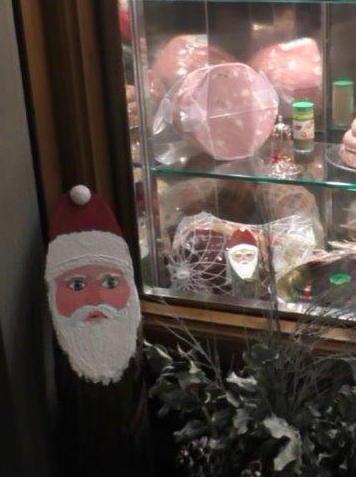 Furti a Quarrata A Cutigliano spariscono anche i Babbo Natale