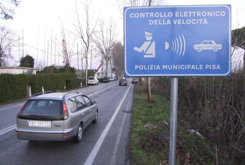 Il viale D'Annunzio a Marina di Pisa