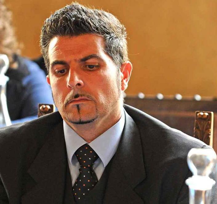 «Un aiuto per ricomprare i pc» 