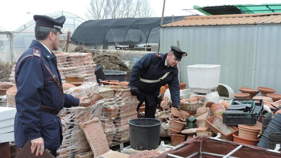 Ora vanno a ruba anche i vasi di terracotta