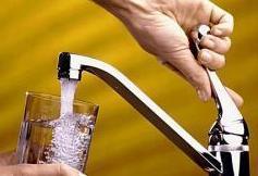 Anno nuovo, acqua più cara dal cinque al dodici per cento 