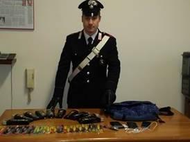 Ruba in un supermarket: arrestato 