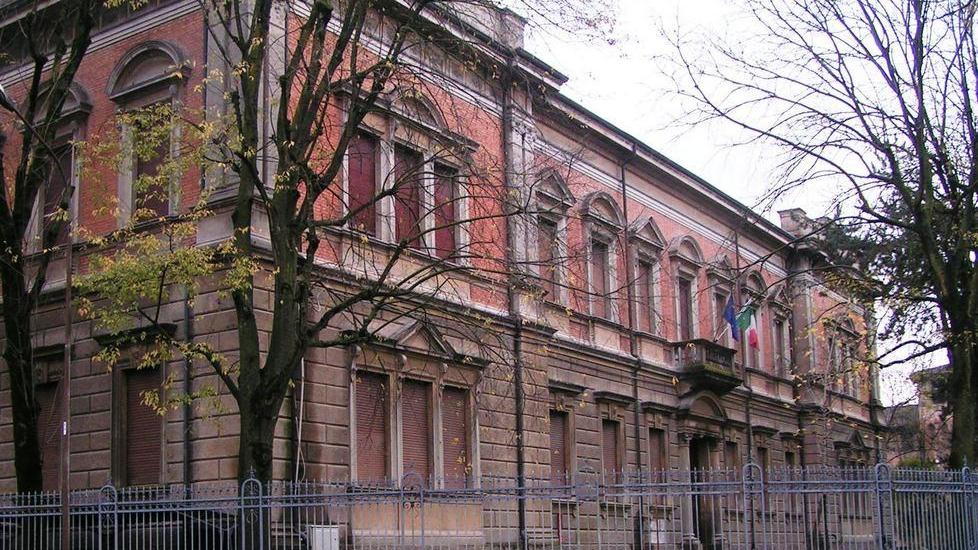 Da Cento 5 Stelle esposto a 2 procure sulle scuole Pascoli