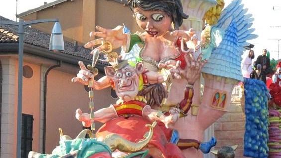 Per il Carnevale sono in corsa quattro carri