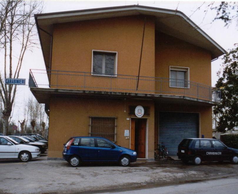Smurano la cassaforte a colpi di piccone 