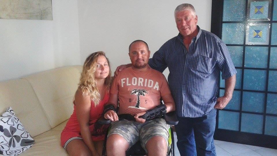 Gianmichele Gangale con la compagna Lidia e il padre Francesco