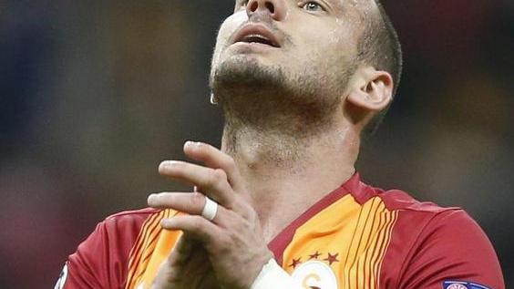 Mercato, per Sneijder servono 20 milioni